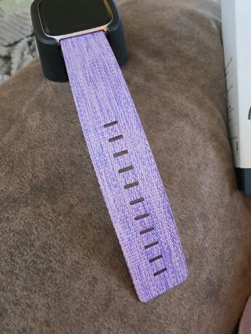 fitbit Versa Special Edition smartwatch - lavender. Scratch On Screen pricereduc